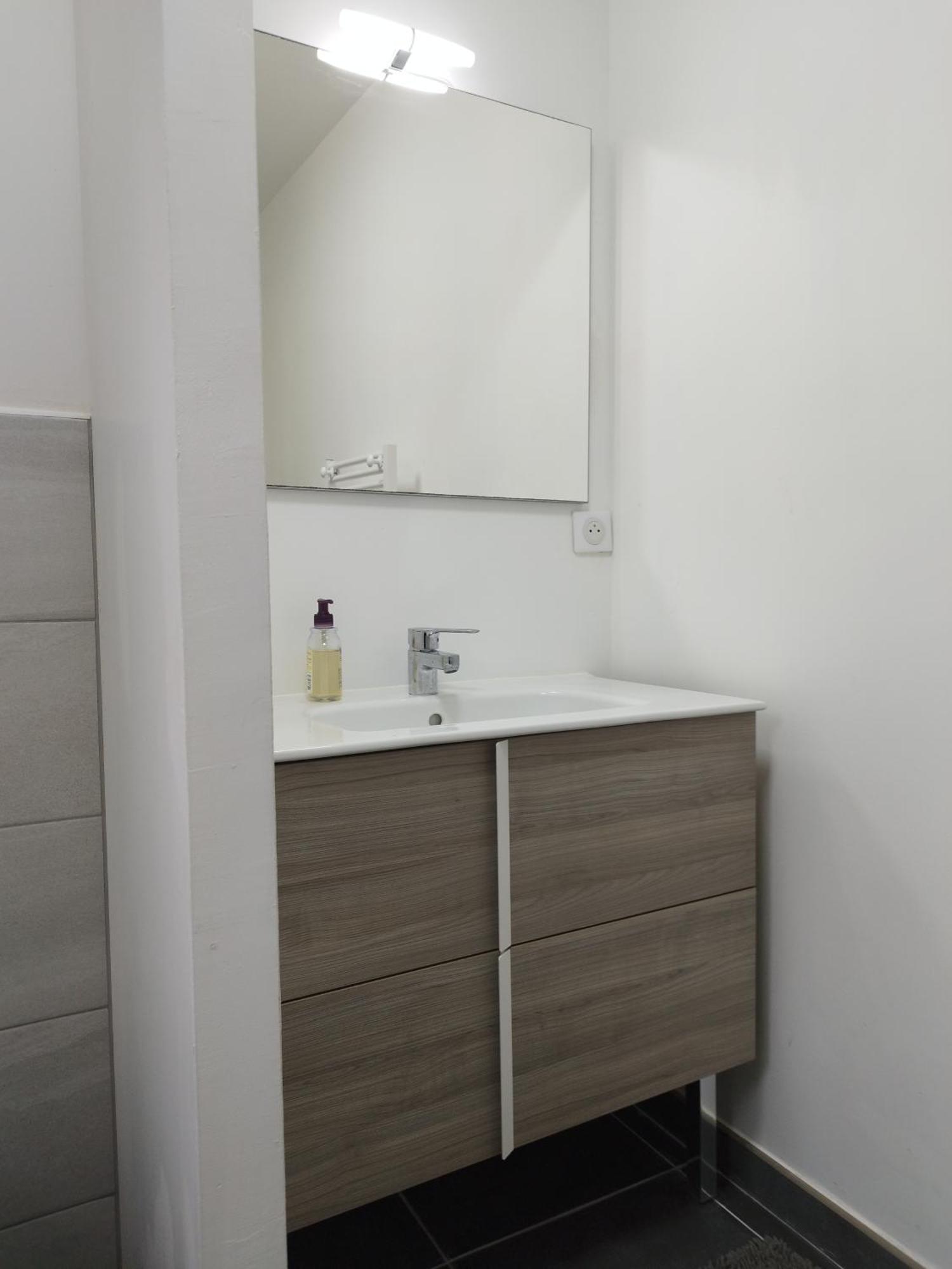 Studio Du Roc Des Garrigues Apartment Langlade